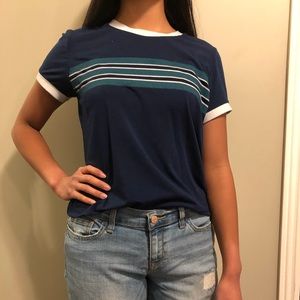 dark blue shirt sleeve shirt
